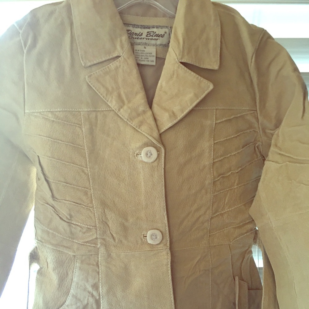 Women’s fake leather jackets